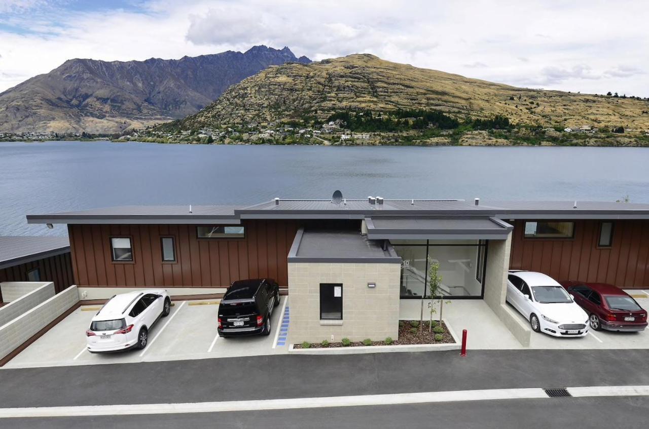 'LakeLife' Lake Front Apartment Queenstown Buitenkant foto