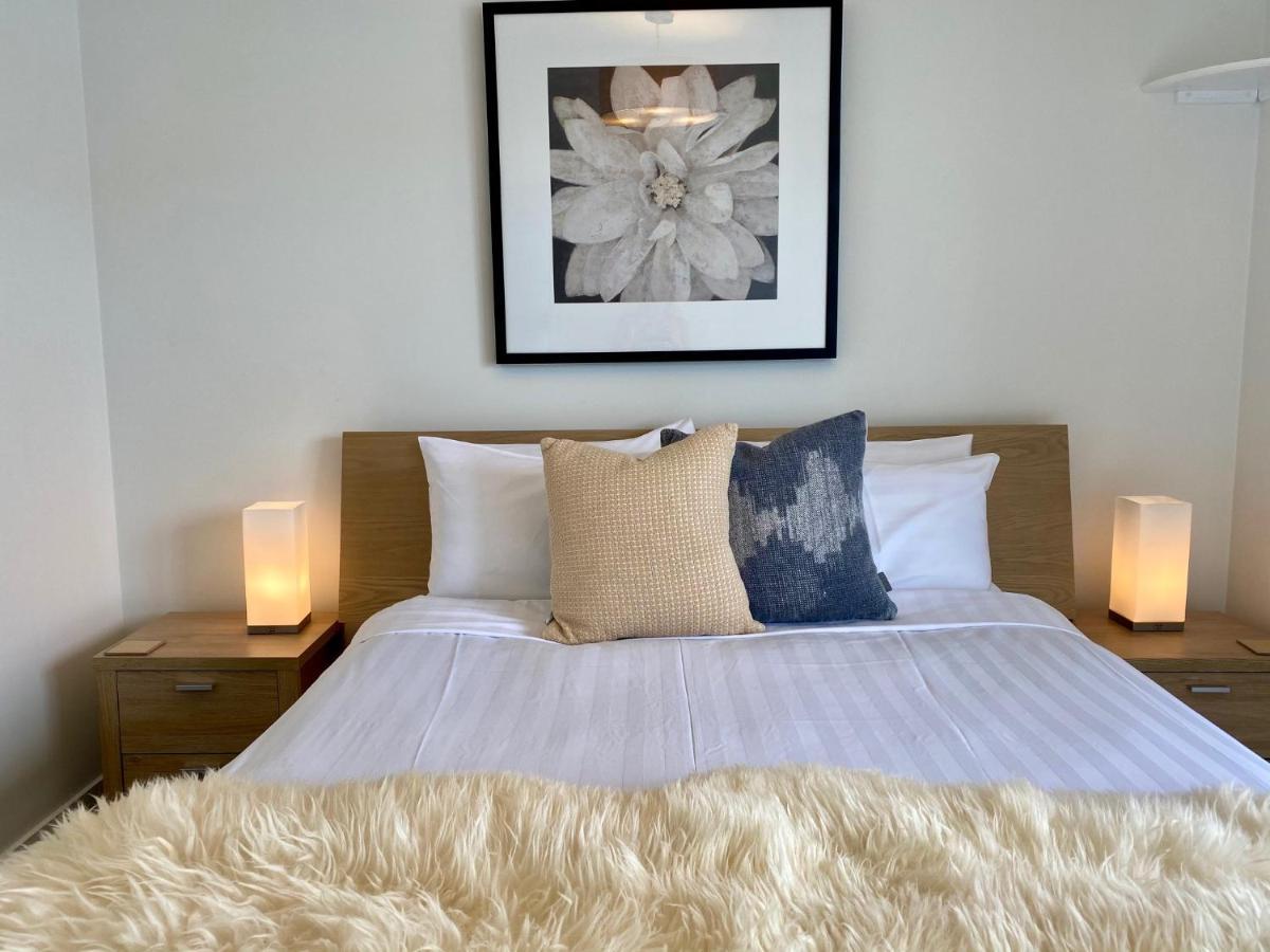 'LakeLife' Lake Front Apartment Queenstown Buitenkant foto